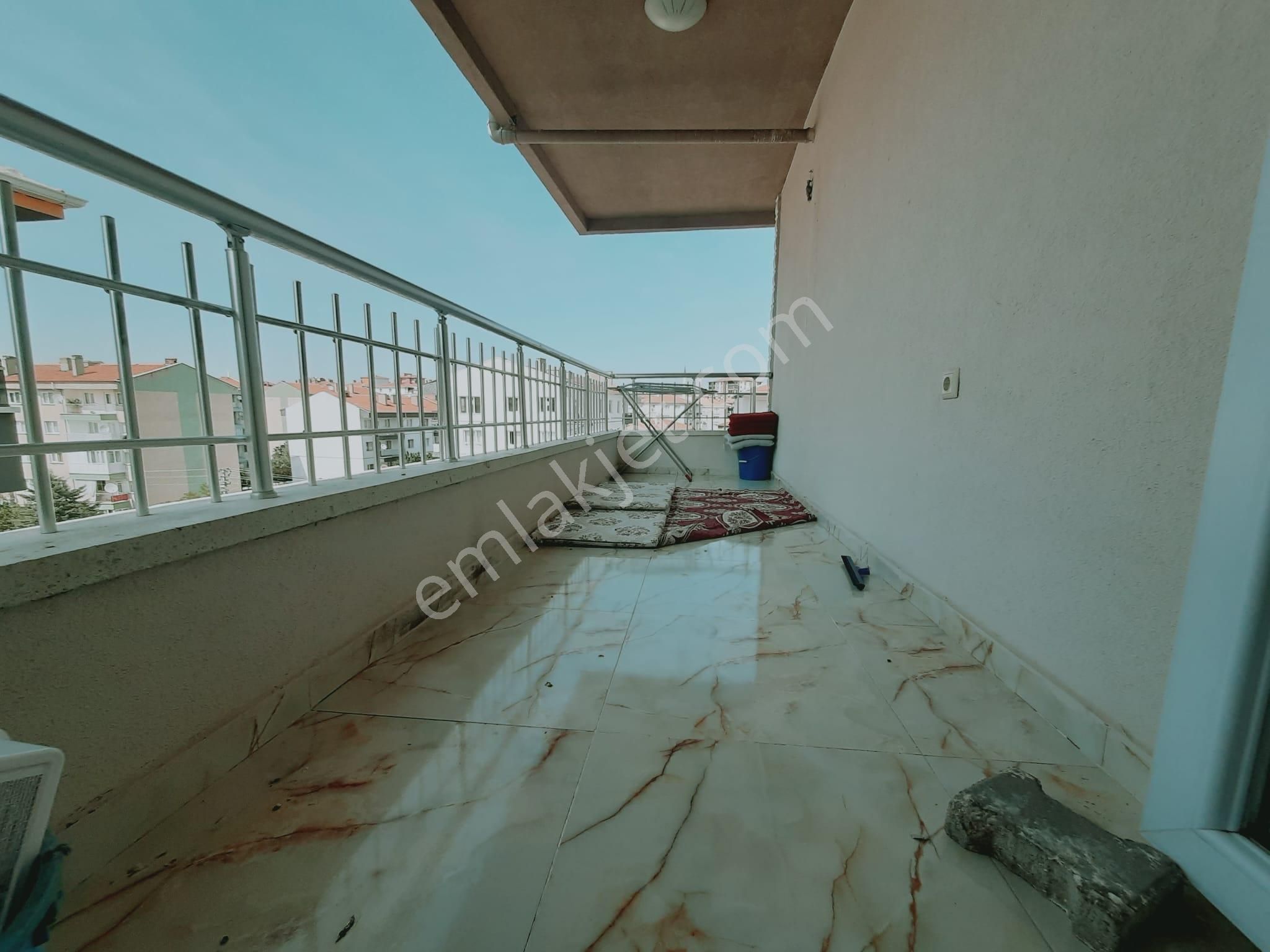 Demiröz Gayrimenkulden Mustafa Kemal Mahallesinde 3+1 Full Yapılı Daire - Görsel 29