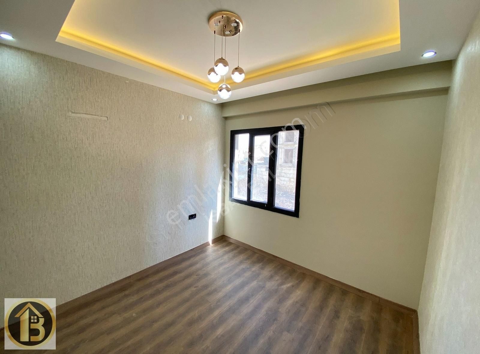 Beylerbeyi'nde 1. Katta Acil Satılık Satılık 5,5+1 Lüks Daire - Görsel 28