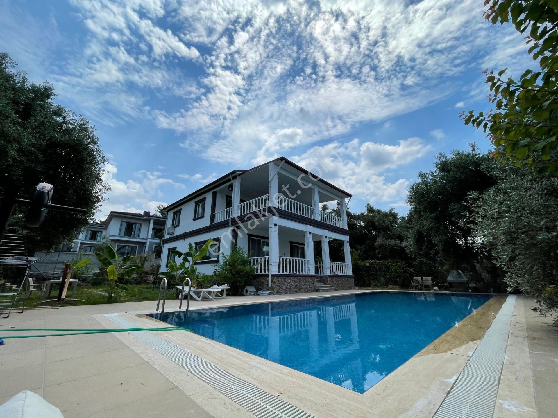 Sahibinden, Full Eşyalı, Bahçeli, Panoramik Doğa&göl Manzaralı Lüks Villa | Hızlı Satış, Fırsat!