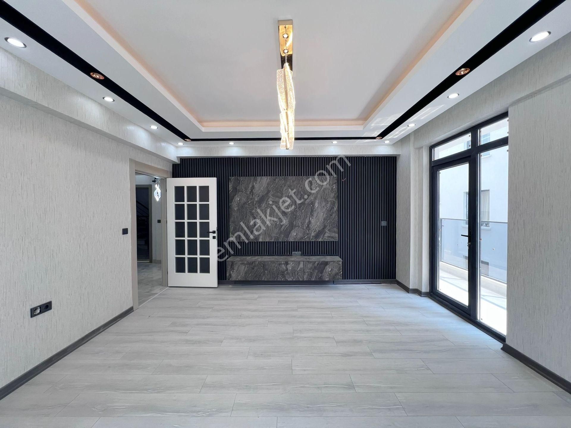 Öz Maşallah'dan Keciörende İskanlı Katta Sıfır 2+1 Daire.! - Görsel 13