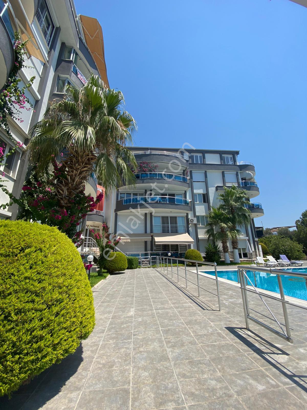Kuşadası Marina Hastane Karşısı Eşyalı 3+1 Full Deniz Manzaralı Havuzlu Daire - Görsel 31
