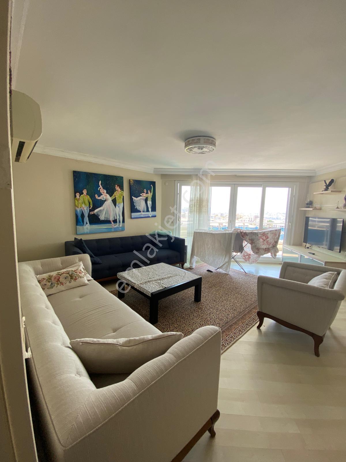 Kuşadası Marina Hastane Karşısı Eşyalı 3+1 Full Deniz Manzaralı Havuzlu Daire - Görsel 7