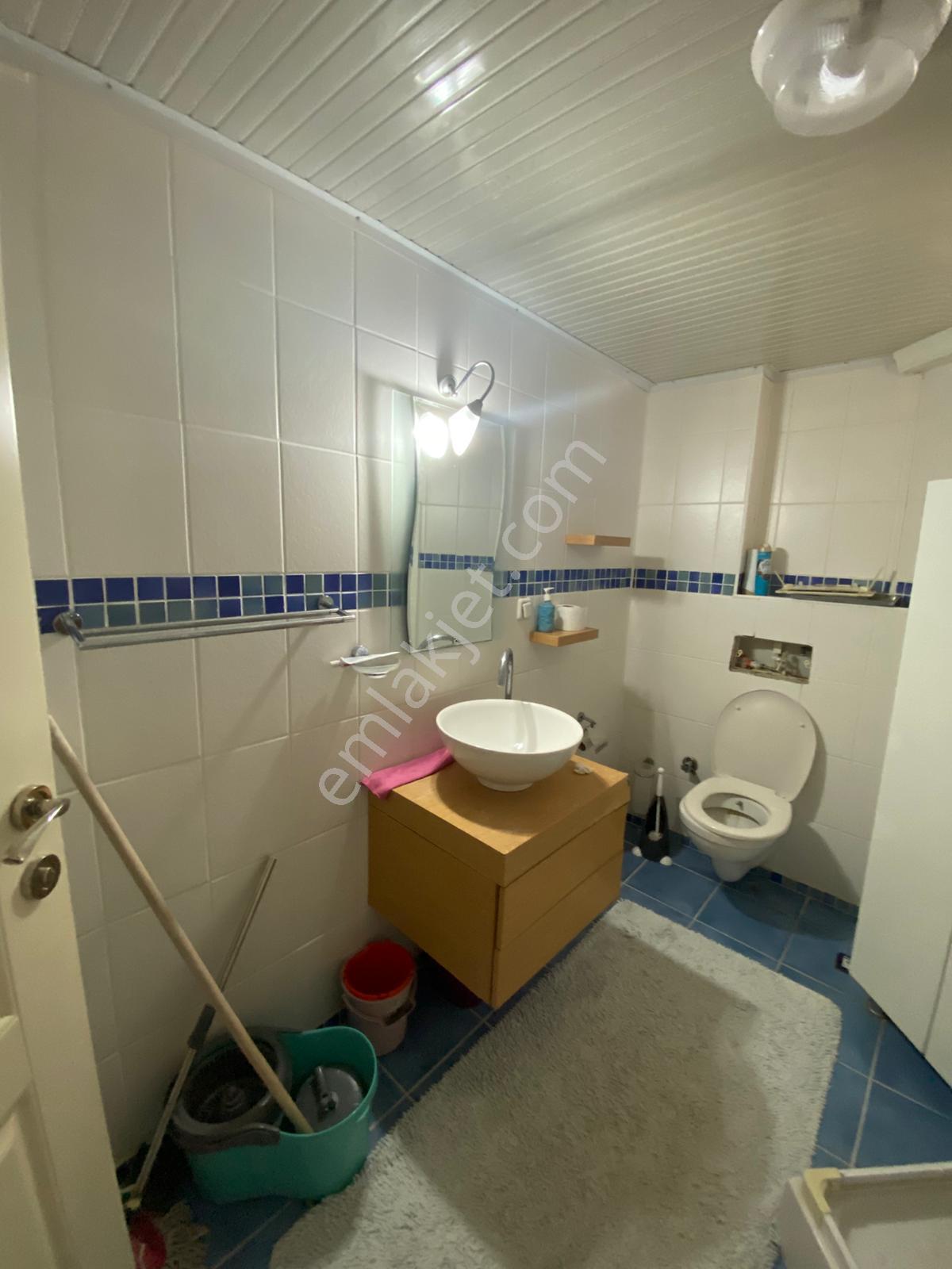 Kuşadası Marina Hastane Karşısı Eşyalı 3+1 Full Deniz Manzaralı Havuzlu Daire - Görsel 15