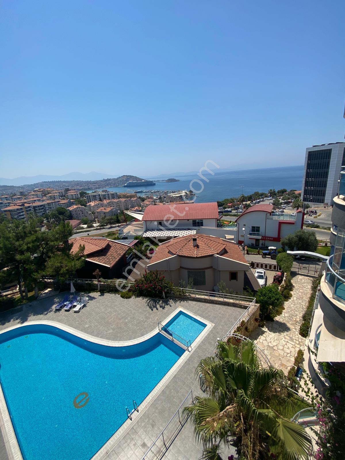 Kuşadası Marina Hastane Karşısı Eşyalı 3+1 Full Deniz Manzaralı Havuzlu Daire - Görsel 29