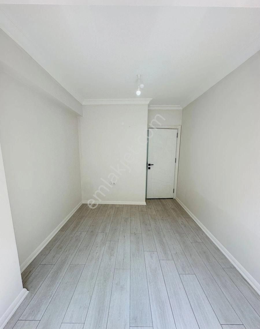 Namık Kemal Mahallesinde Satılık 2+1 Sıfır Daire - Görsel 7