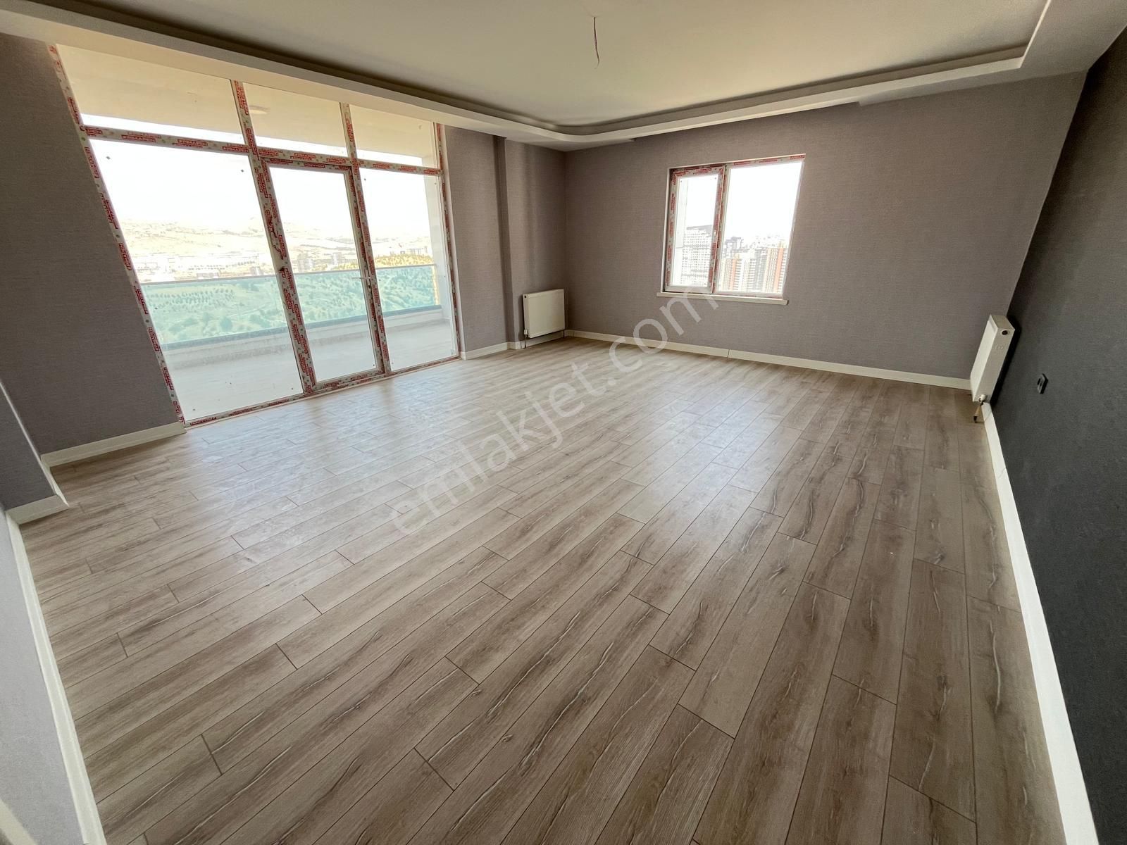 Ovacığın Şüphesiz En Geniş Dairesi Saunalı Ve Manzaralı Site Dairesi - Görsel 12