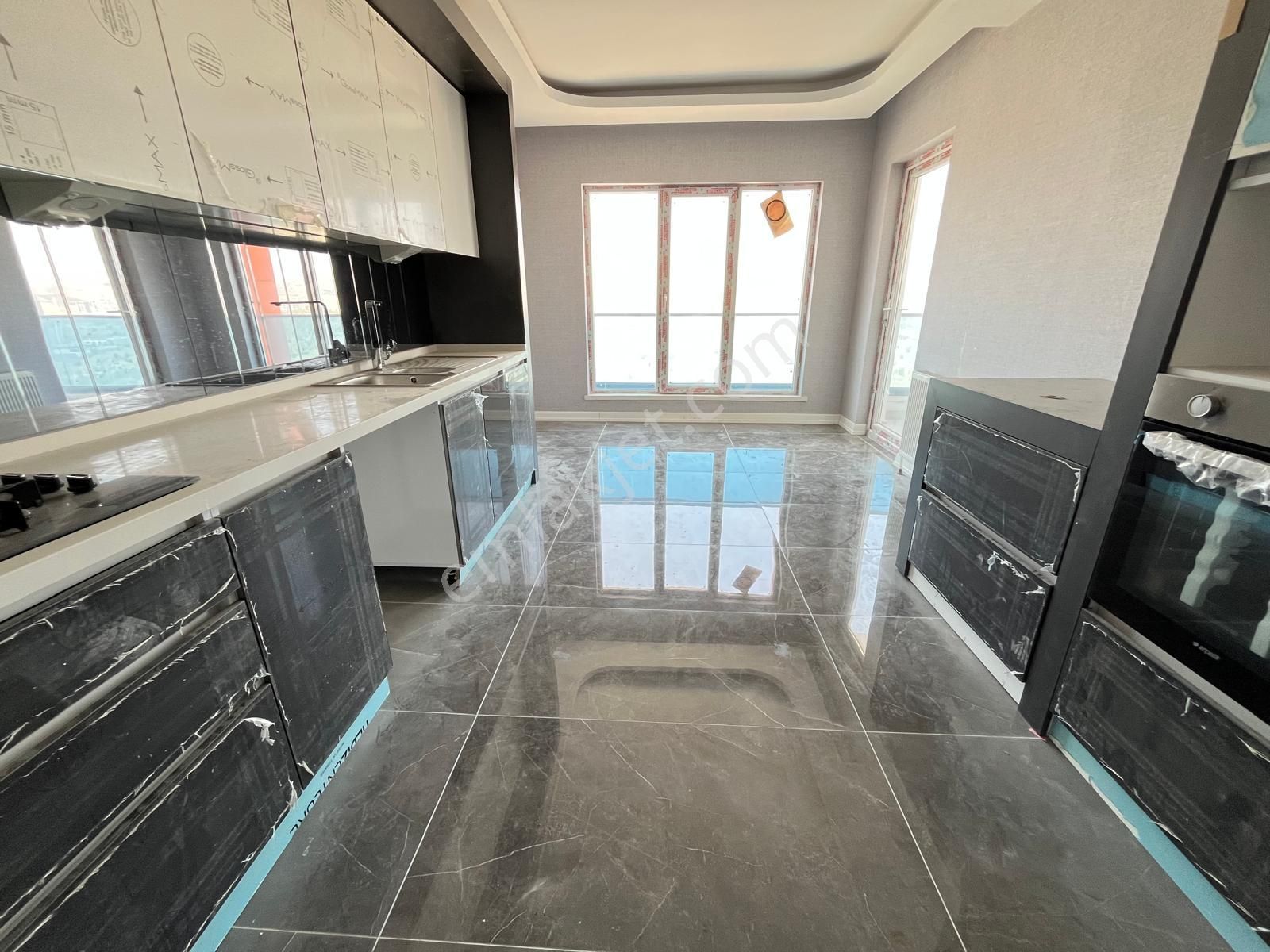 Ovacığın Şüphesiz En Geniş Dairesi Saunalı Ve Manzaralı Site Dairesi - Görsel 8