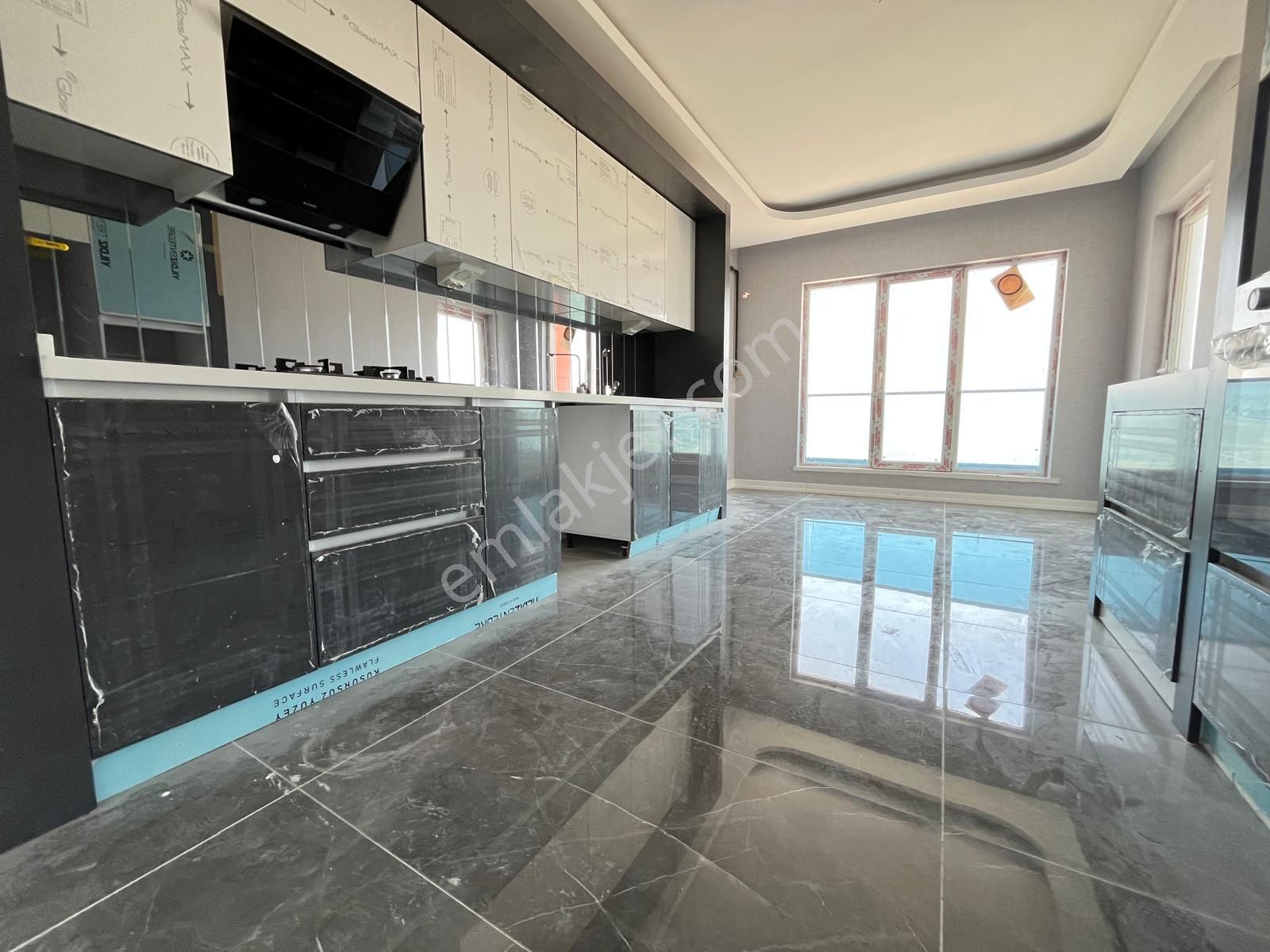 Ovacığın Şüphesiz En Geniş Dairesi Saunalı Ve Manzaralı Site Dairesi - Görsel 7