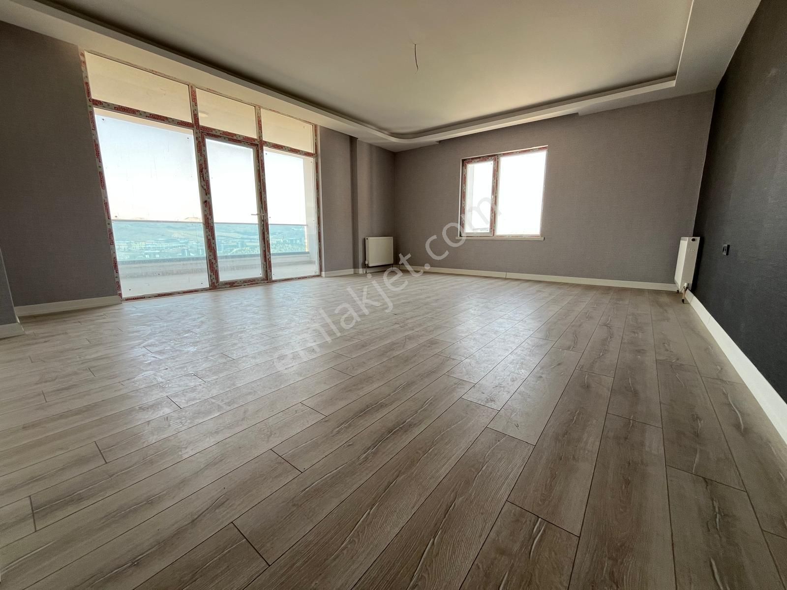 Ovacığın Şüphesiz En Geniş Dairesi Saunalı Ve Manzaralı Site Dairesi - Görsel 11