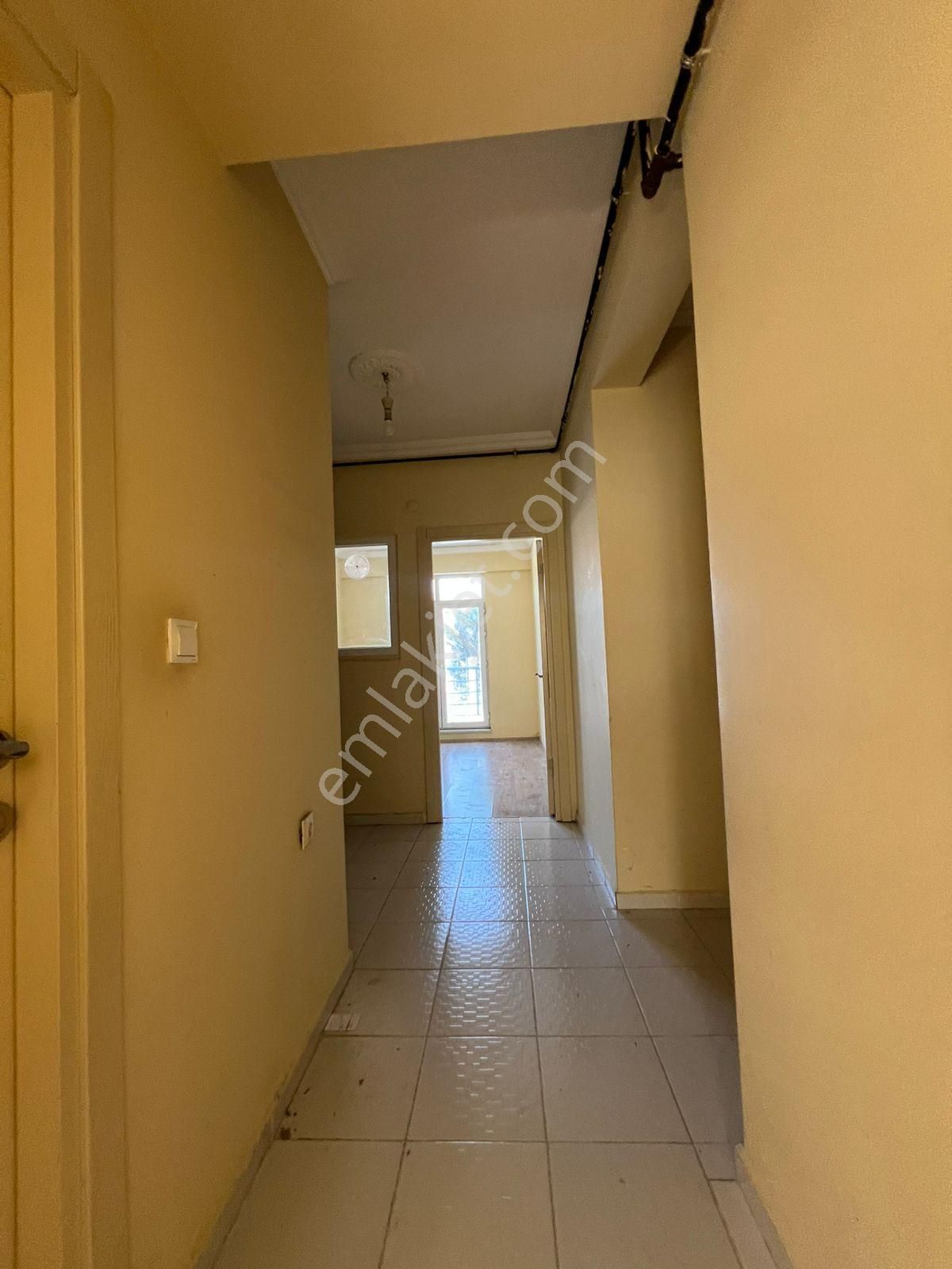 Akademi'den Eczacılık Yakını Depozitosuz Çift Cephe Kiralık 1+1 - Görsel 10