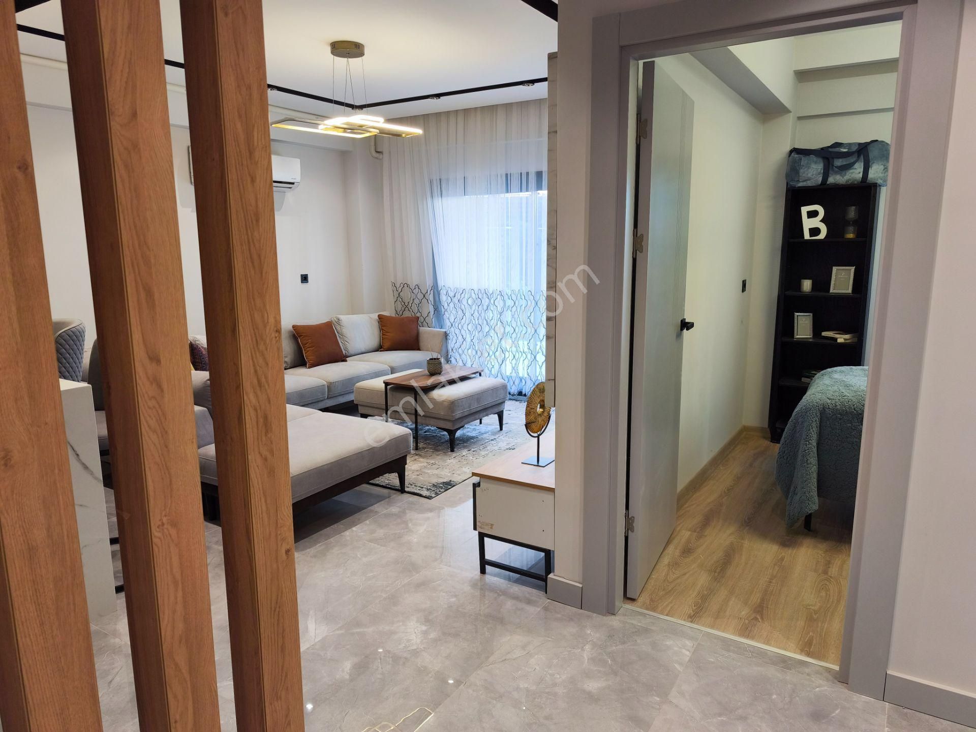 Kuşadası’nda Satılık, Sıfır, Havuzlu Site İçinde, 2+1 Lüks Daireler… - Görsel 18