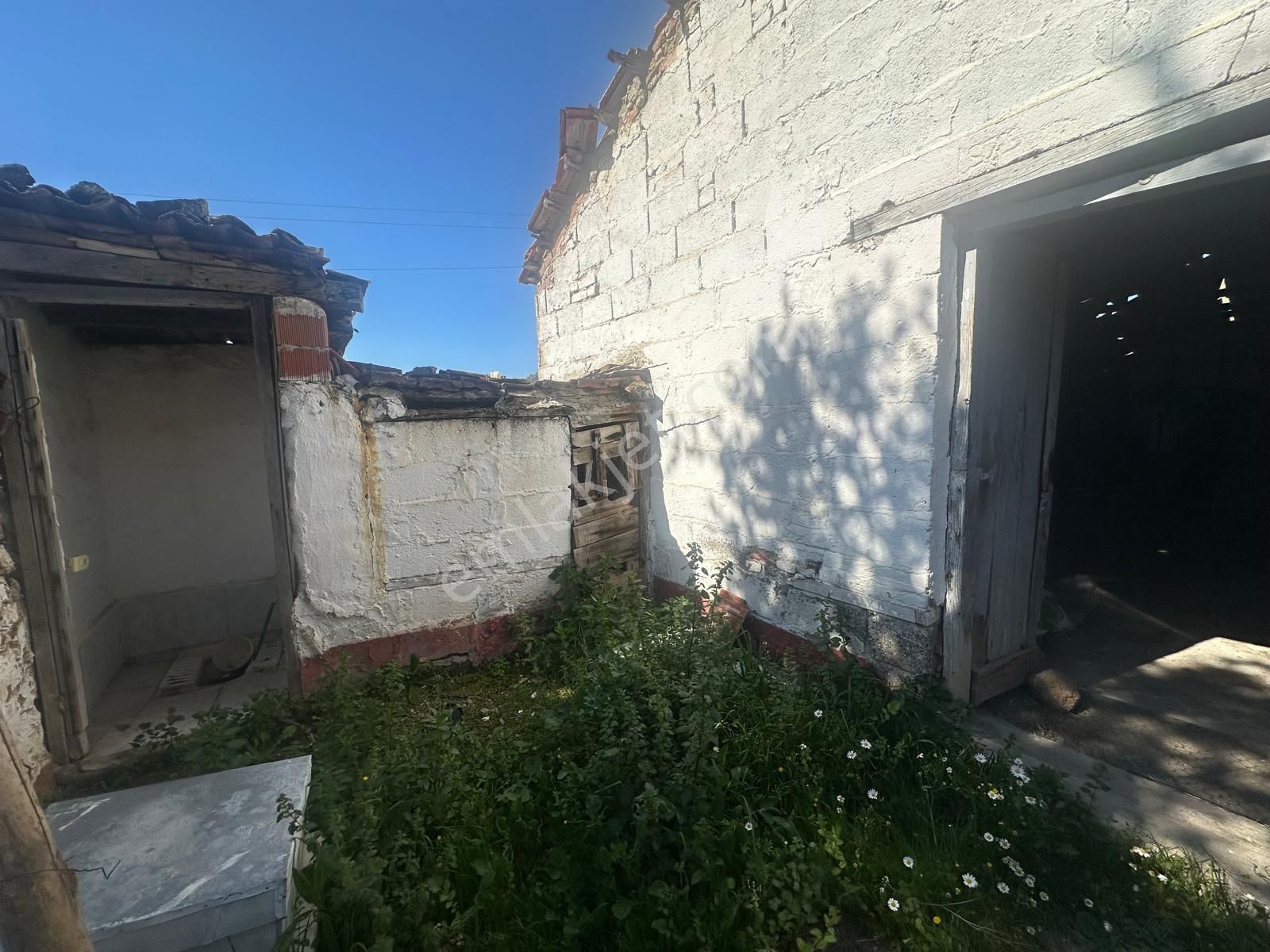 🏡 İzmir Bergama Sağıncı Mahallesi’nde Satılık Köy Evi 🌿 Huzurlu Yaşam Ve Doğayla İç İçe - Görsel 5