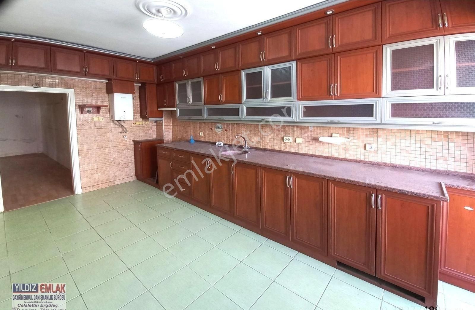 Gazipaşa Mah Eski Hamamın Karşısı 4 Oda 1 Ayrı Mutfak 1 Orta Salon Kocaman 170 M2 Satılık Daire...