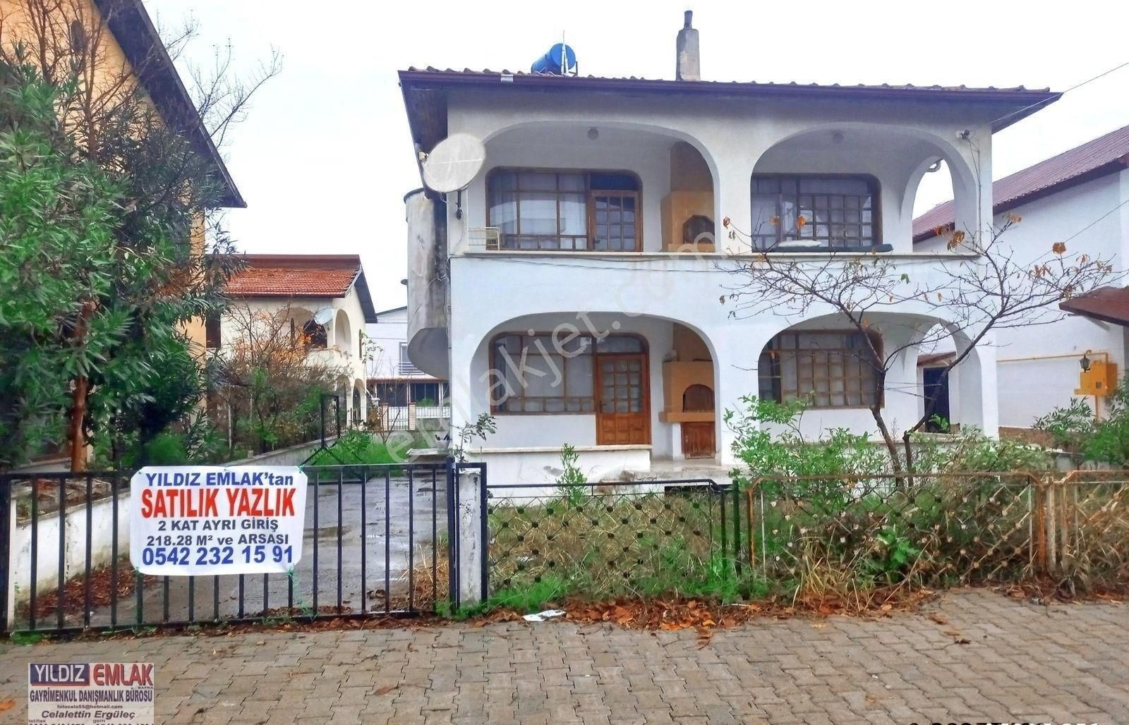 Taflanda Denize 80 Metre 2 Kat 2 Aileninde Oturabileceği 2 Ayrı Giriş 2 Ayrı Tapu Satılık Yazlık...