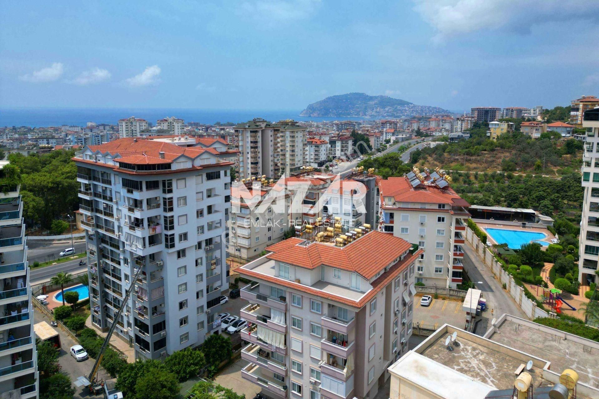 Alanya Cikcilli'de Satılık 4+1 Eşyalı Çatı Dubleks Daire
