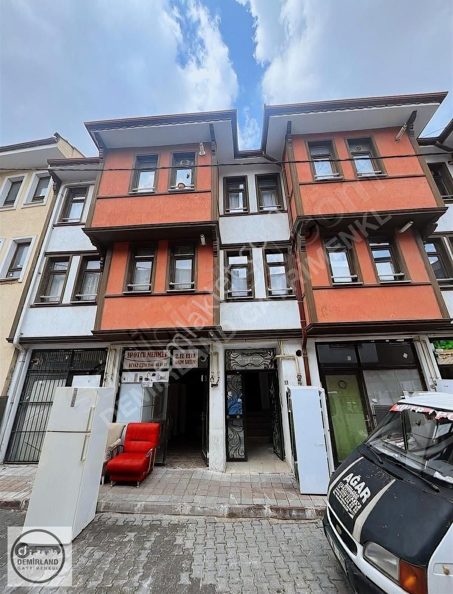 Demirland'dan Kiralık Balıklı Mahallesinde Full Eşyalı 1+1 Daire