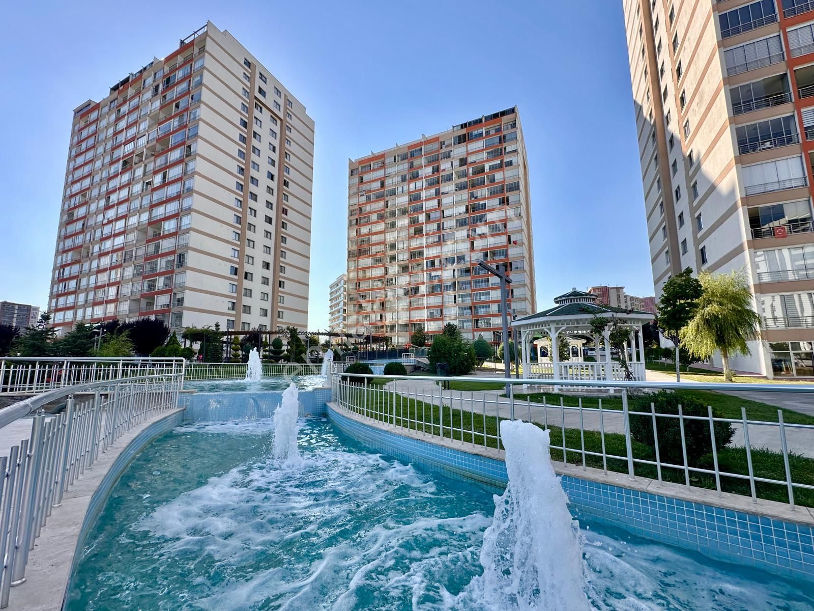 Redstone Castle Yenimahalle Göldelüks 1. Etap Satılık 2+1 Daire
