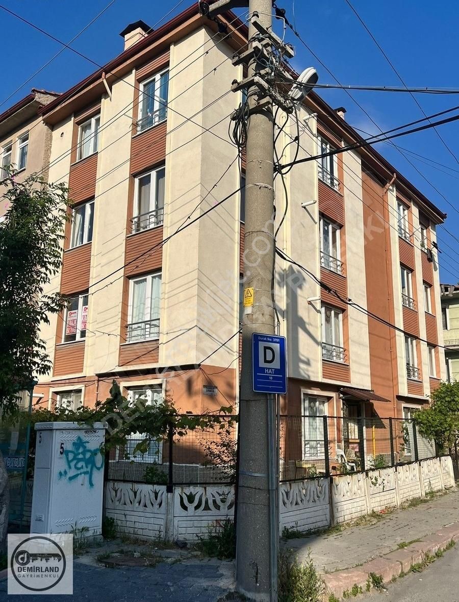 Demirland'dan Kiralık Maltepe Mahallesinde 1+1 Arakat Daire