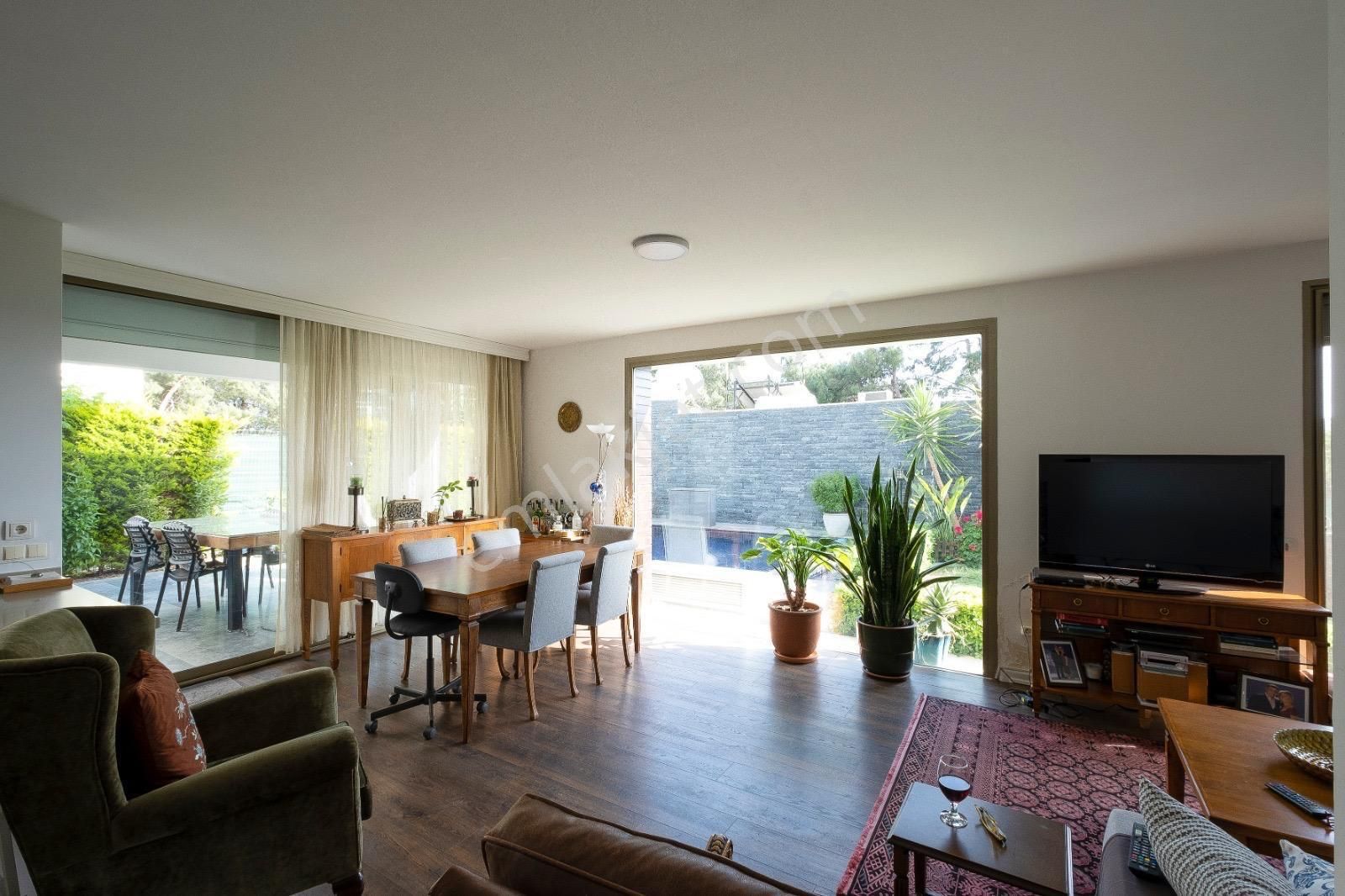 Bodrum Konacık’ta Tam Müstakil Satılık 3+1 Villa - Görsel 18