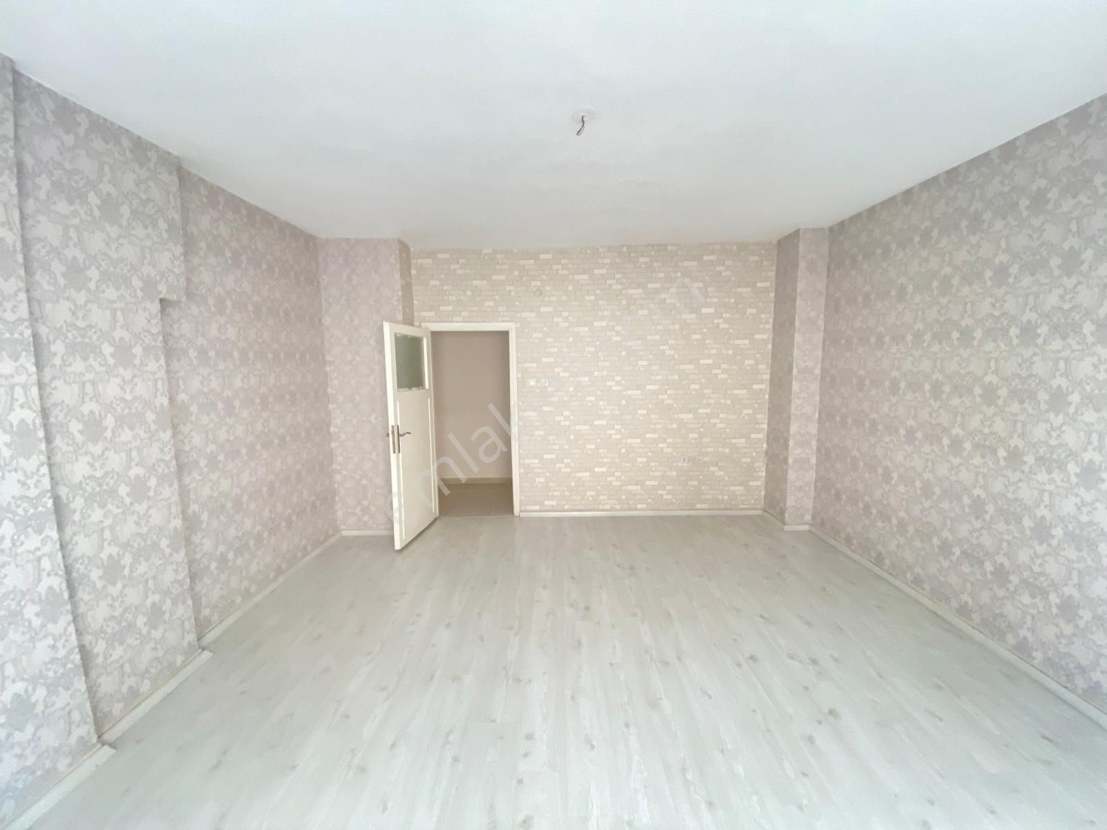 Prestij'den Kiremithanede Asansörlü Temiz 3+1 Daire