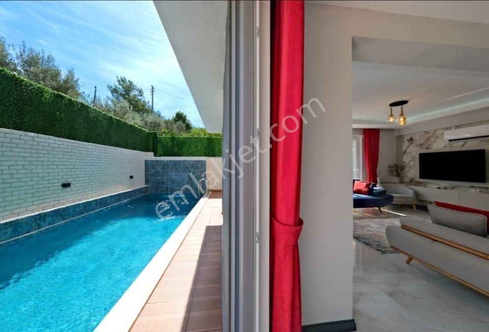 Stop’tan Karagedik’te 155m² Bahçe Kullanımlı Villa - Görsel 2