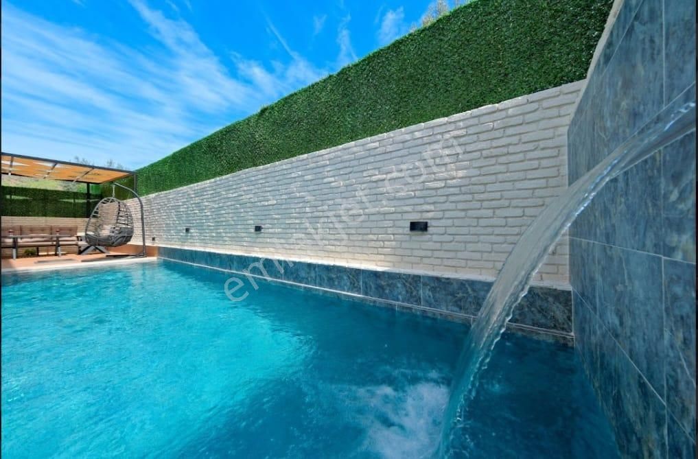 Stop’tan Karagedik’te 155m² Bahçe Kullanımlı Villa - Görsel 5