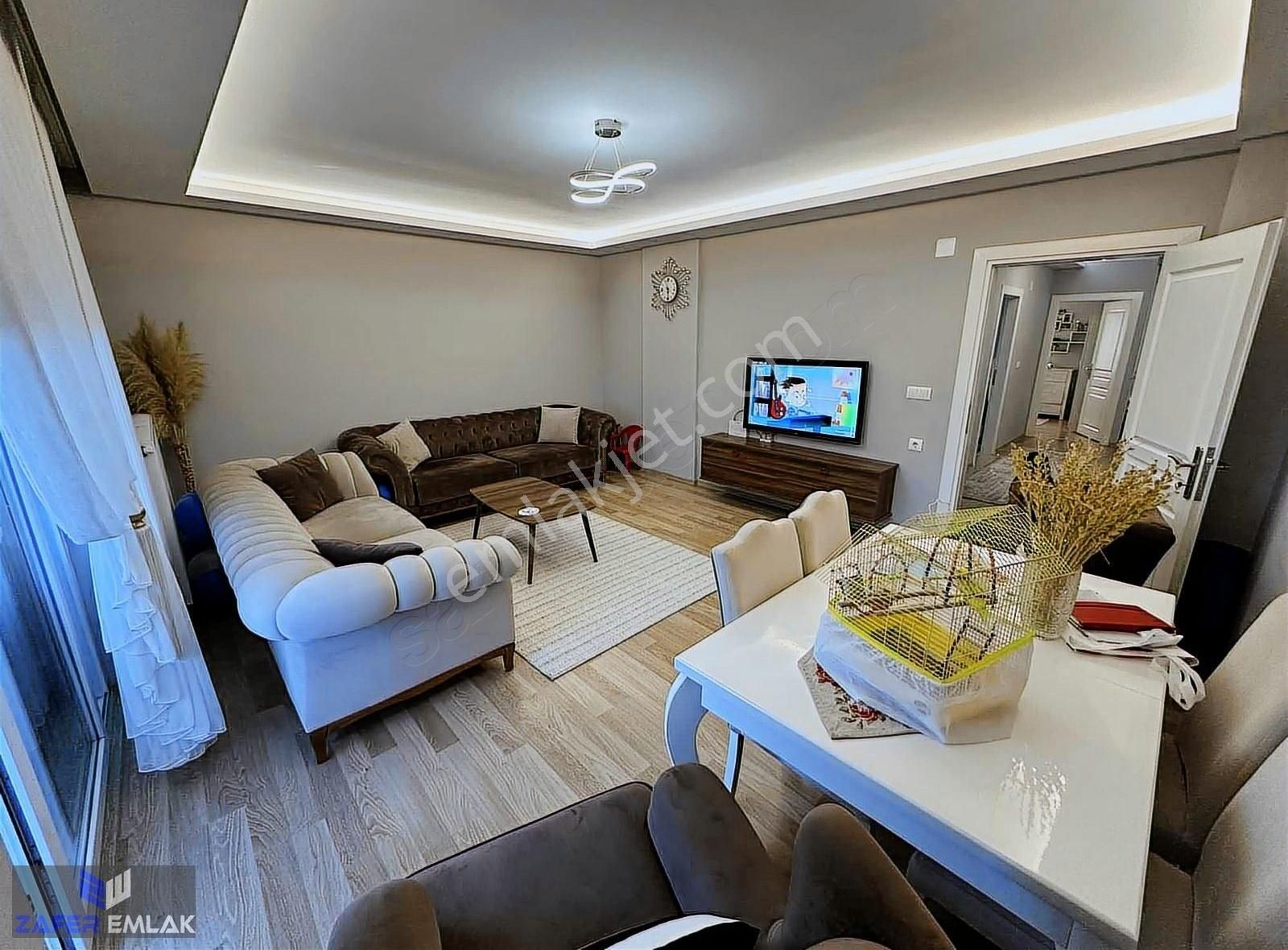 Zafer Emlak'tan Satılık 4+1 Daire