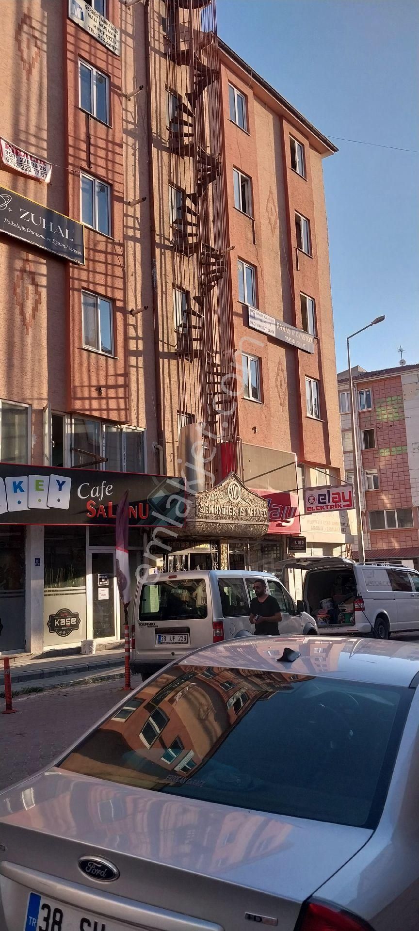 Kayseri Kiralık Eşyalı Daire Ofis 2+1kombili