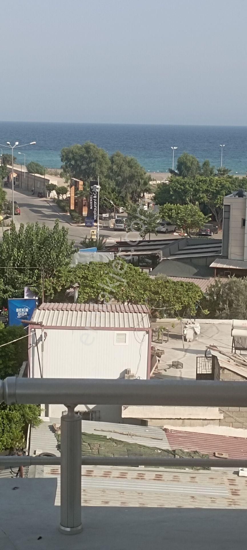 Erdemli Alata Mahallesi Liman Karşısında 3+1 Full Deniz Mnz Geniş Odalı Dairemiz Satılıktır