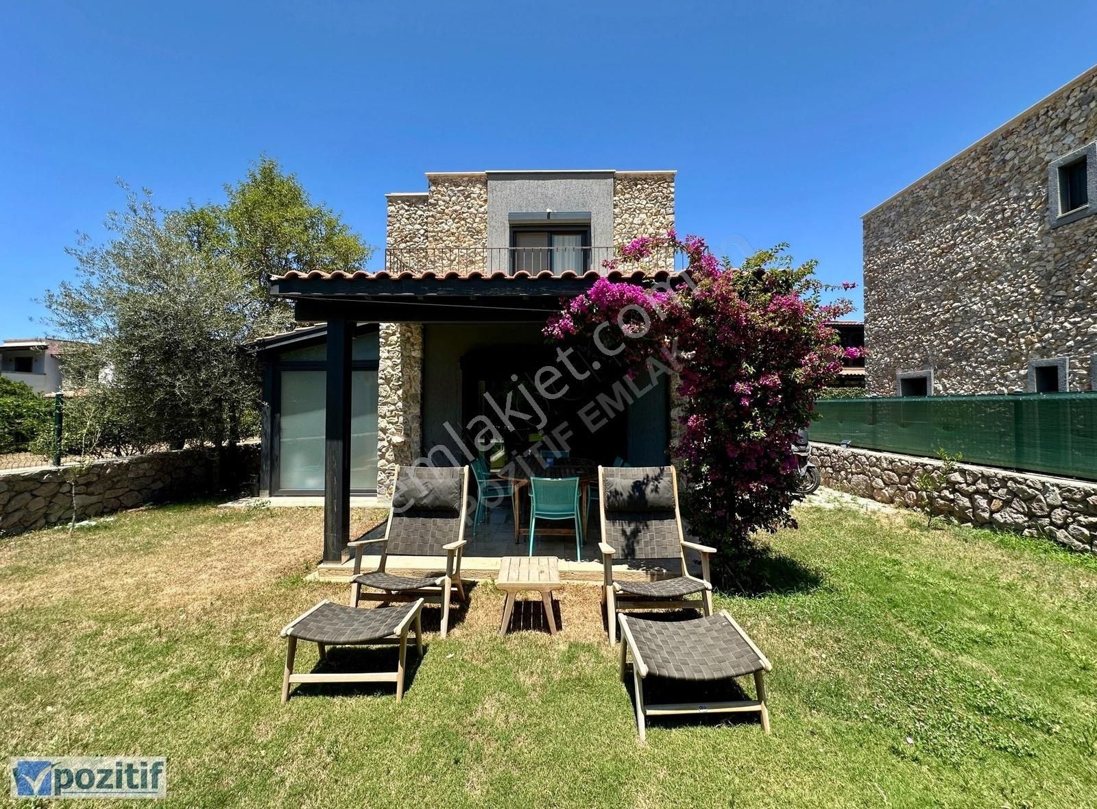 Gümüşlük'ün Kalbinde Geniş Bahçeli Havuzlu Taş Kaplama Villa - Görsel 5