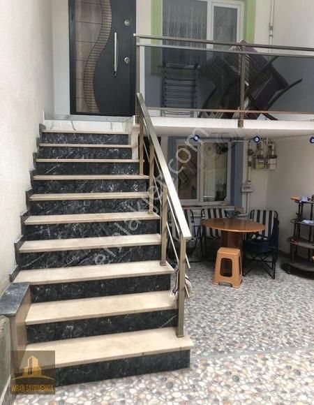 Bakırköy Meydana Yakın 2.kat Eşyalı Daire