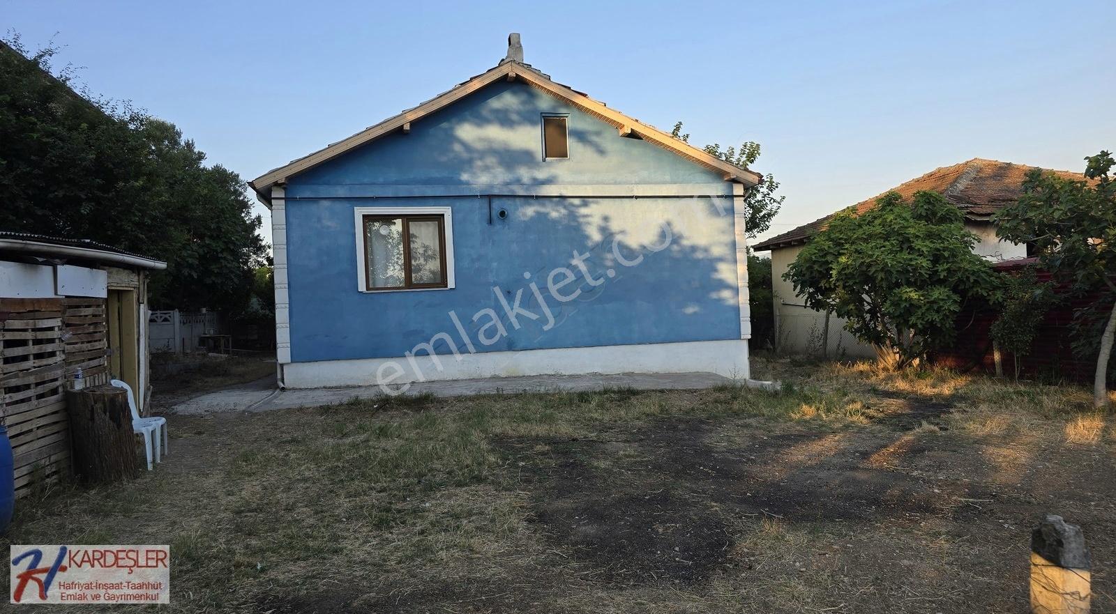 Sakarya Pamukova Teşvikiye Mah.1634 M2 Arsa İçinde Müstakil Ev - Görsel 4