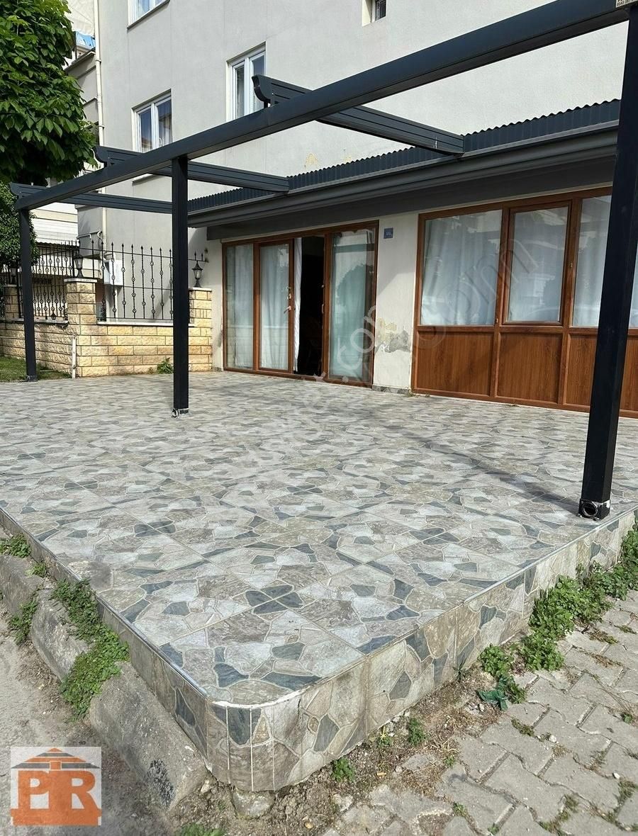 Kumlada 1+0 Havuzlu Giriş Kat Satılık Daire