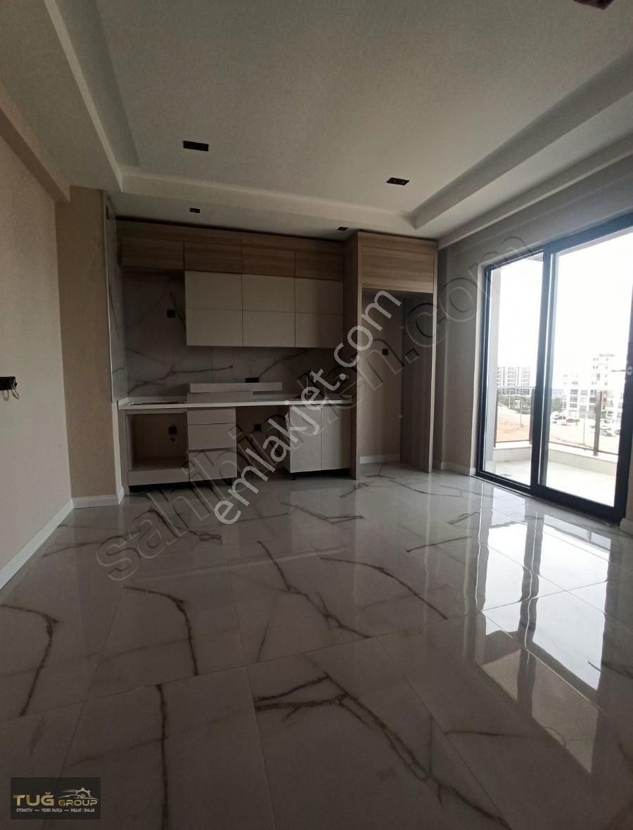 Çankaya'da Lüks Sitede Havuz Cepheli 1+1 Daire - Görsel 6