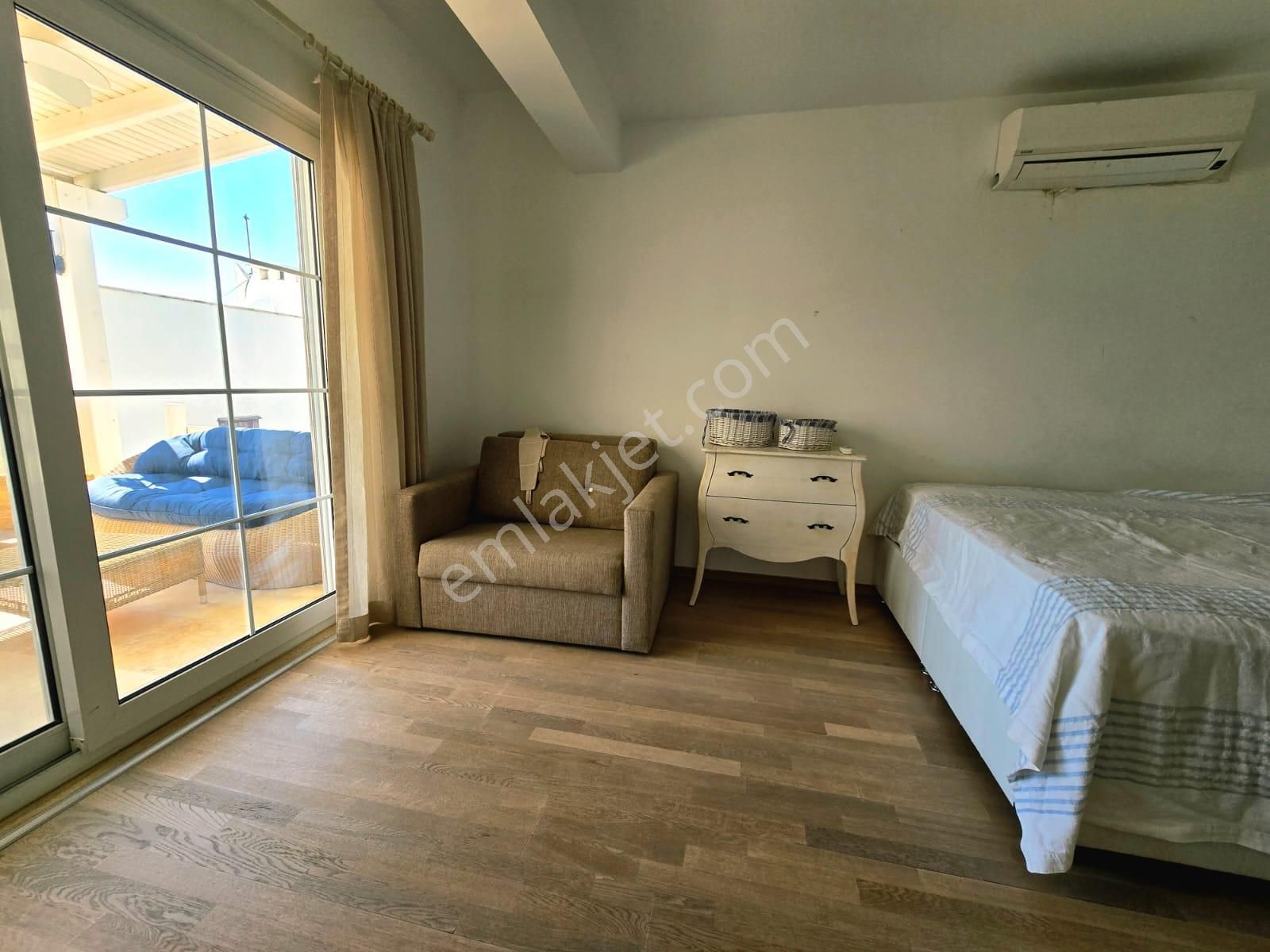 Bodrum Rasattepe Sitesinde Satılık Dubleks - Görsel 13