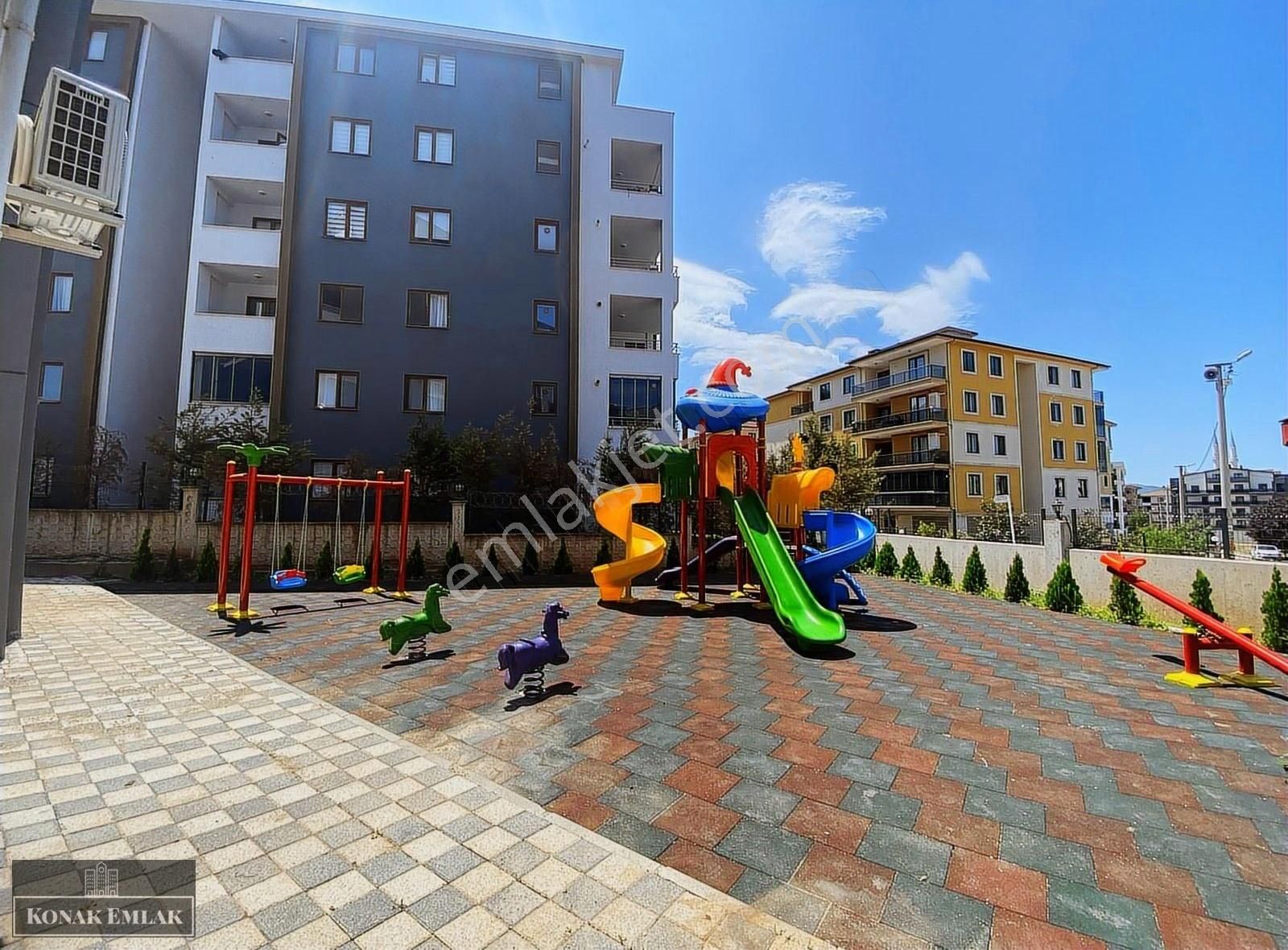 Akçalarda Sıfır Satılık 1+1 Daire