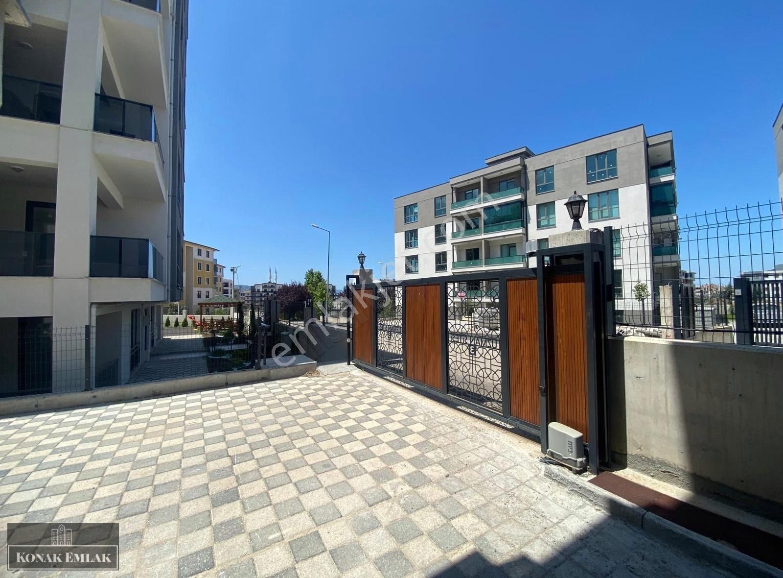 Akçalar Merkezde 3+1 Satılık Lüks Daire