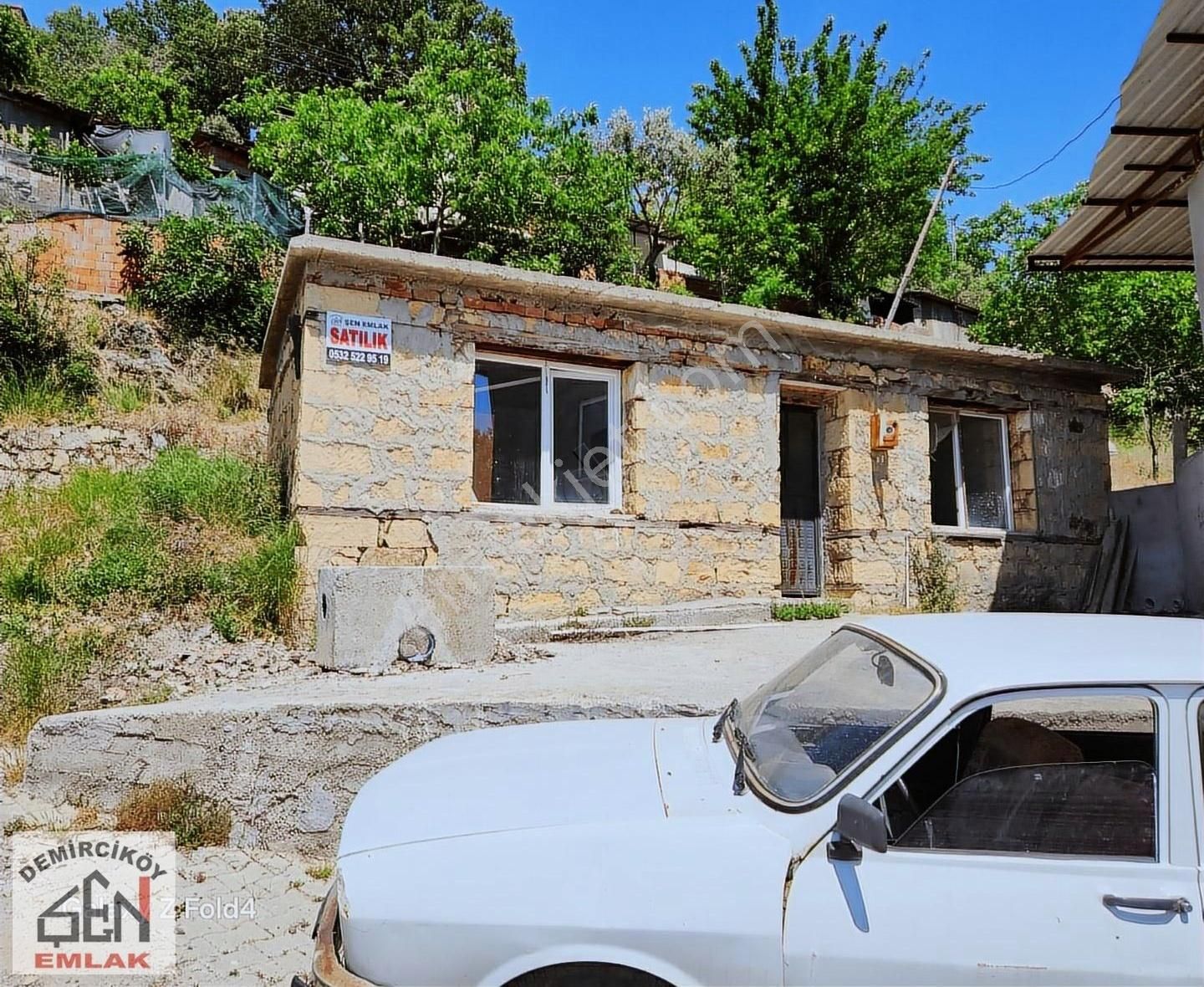 Küçükkuyu Boztepe Köyünde Deniz Manzaralı Müstakil Taş Ev. - Görsel 19