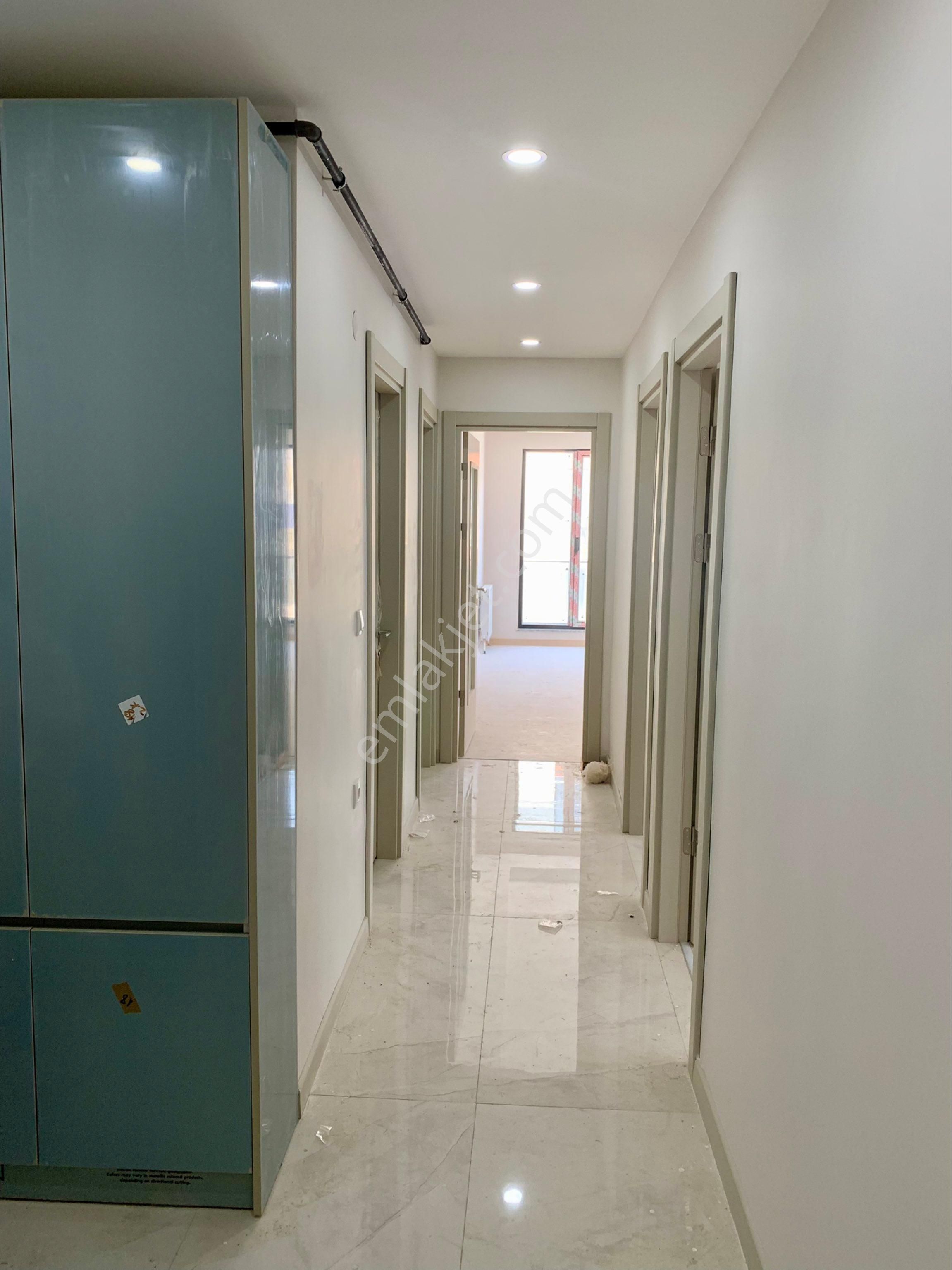 Sıfır 3+1 Lüx Daire, Otoparklı, Çift Asansörlü, Metrobüse Yakın - Görsel 6