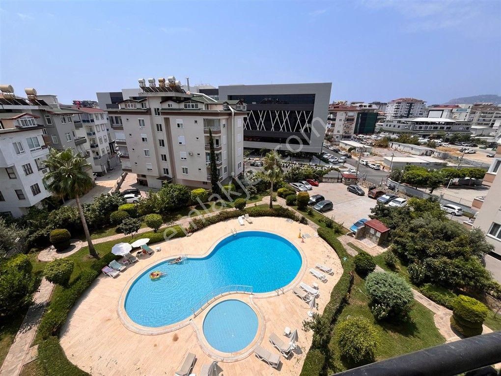 Alanya Oba Satılık Havuzlu Lüks 2+1 Daire