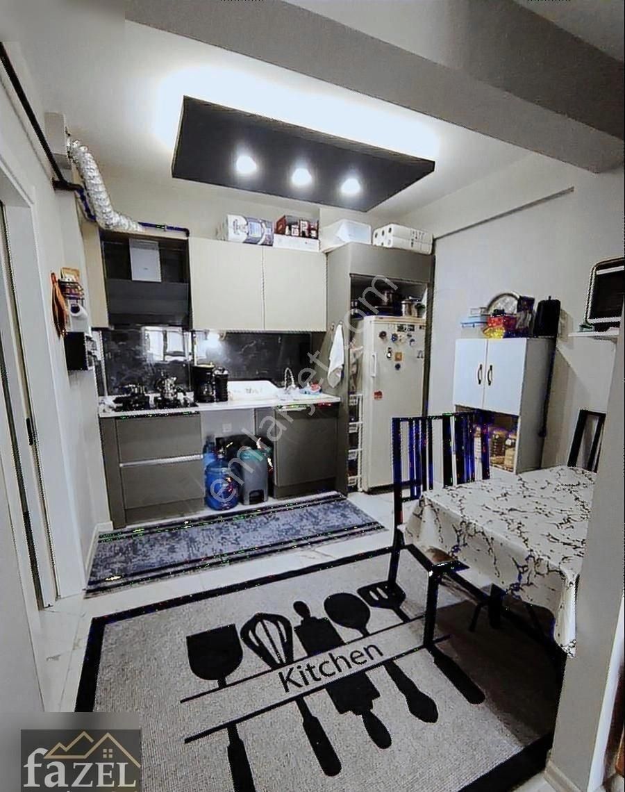 Fazelden Hatboyu Üzeri Kiracılı İskanlı Balkonlu Geniş 1+1