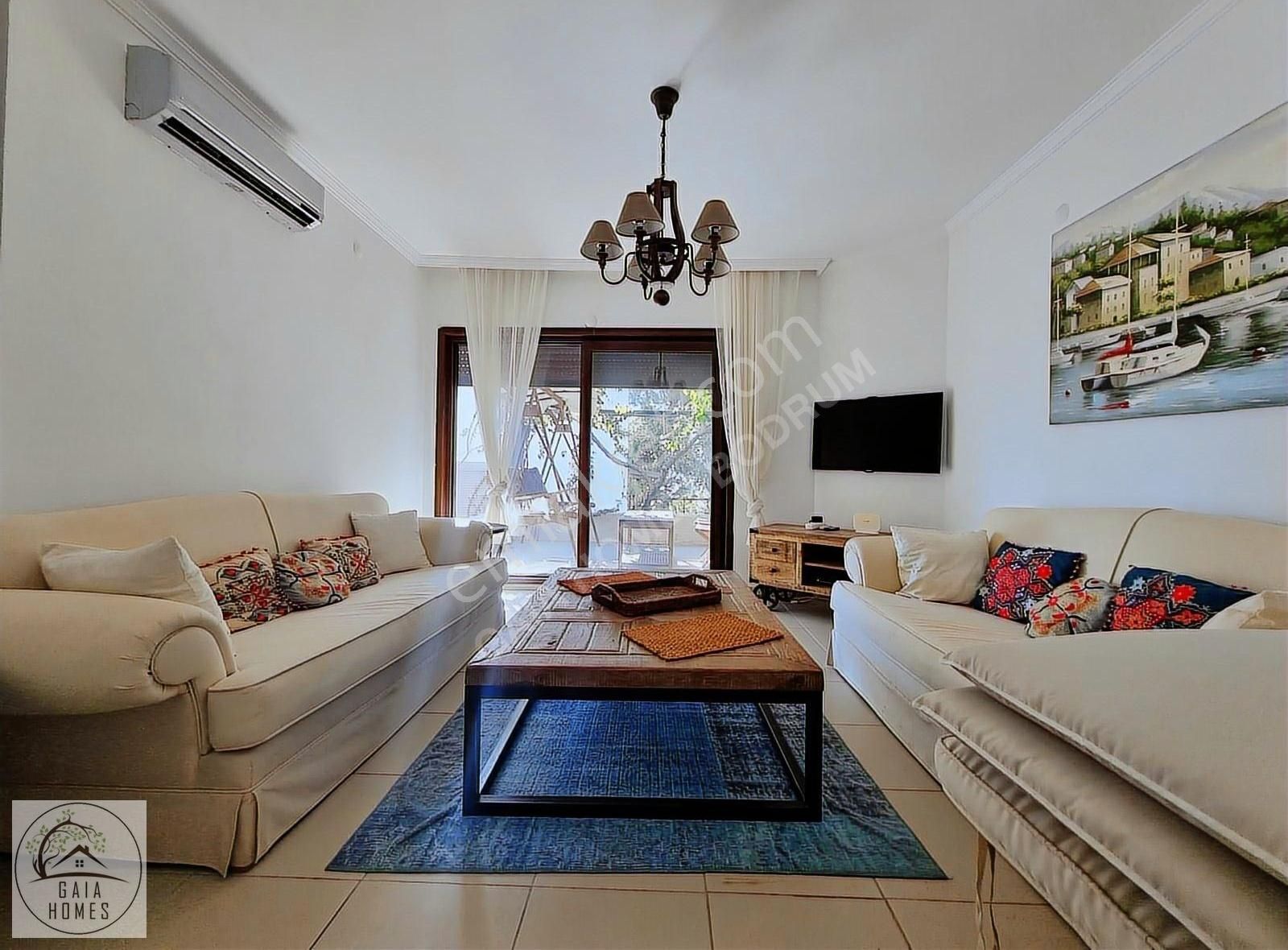 Satılık Yahşi Denize 300 M Site İçi Manzaralı Tripleks Villa - Görsel 4