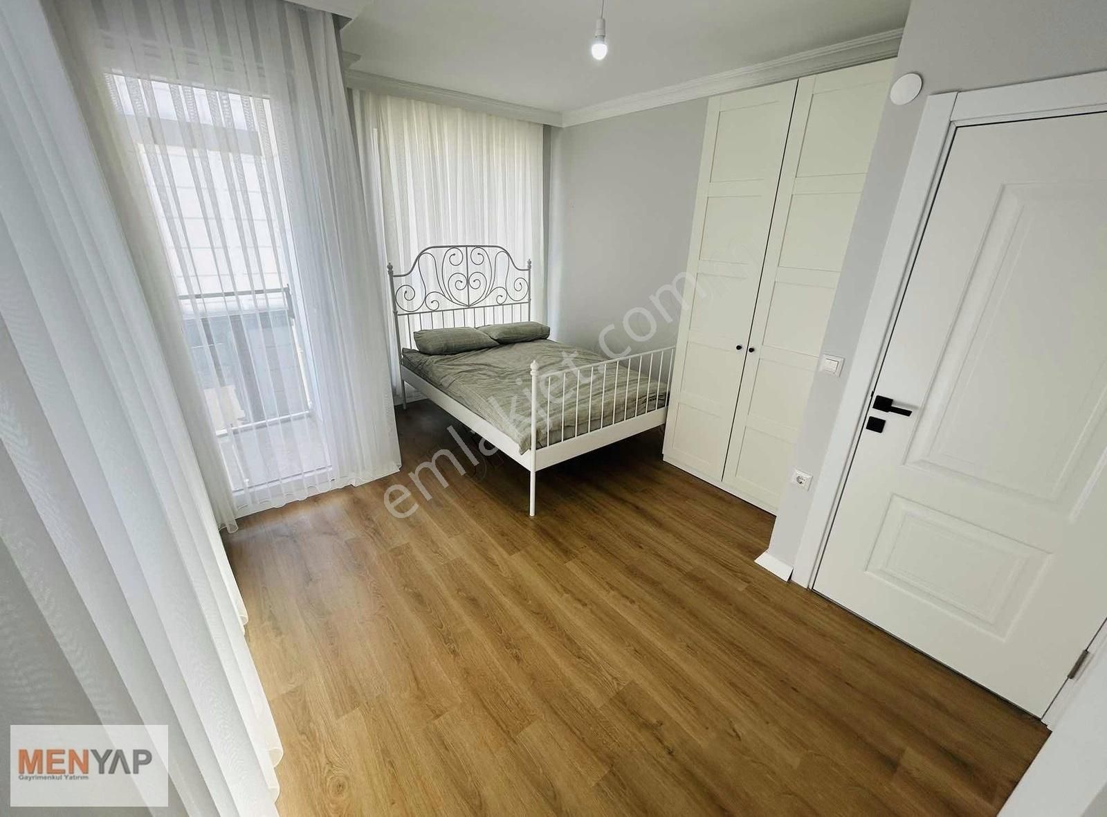 Site İçerisinde Köşebaşı Eşyalı İskanlı 3+1 Müstakil Villa - Görsel 16