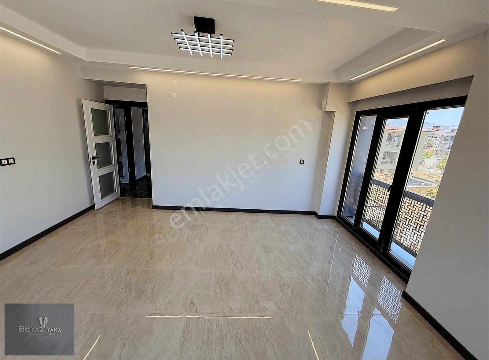 Bergama Gaziosmanpaşa Mahallesinde 2+1 Kapalı Mutfak Lüks Daire
