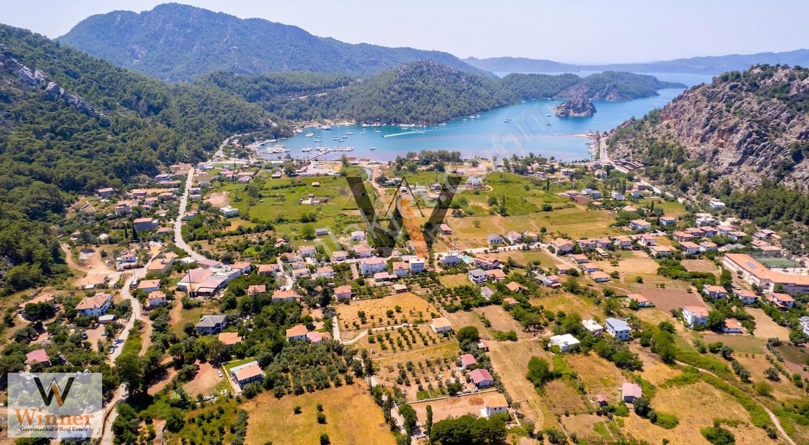 Winner-orhaniye+kız Kumuna Yakın+yerleşim Alanında+satılık Arazi