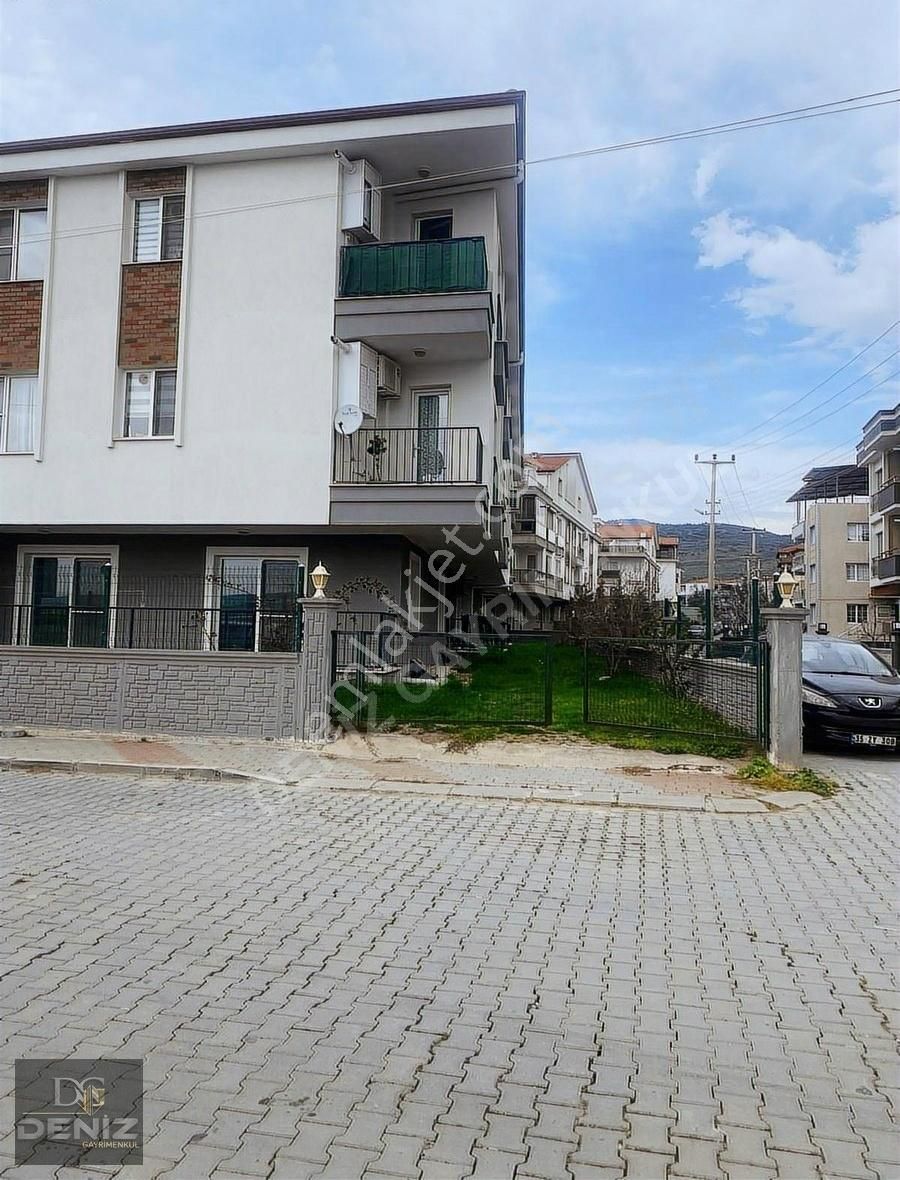 Ege Boyu'nda 1+1 Eşyalı Kiralık Daire
