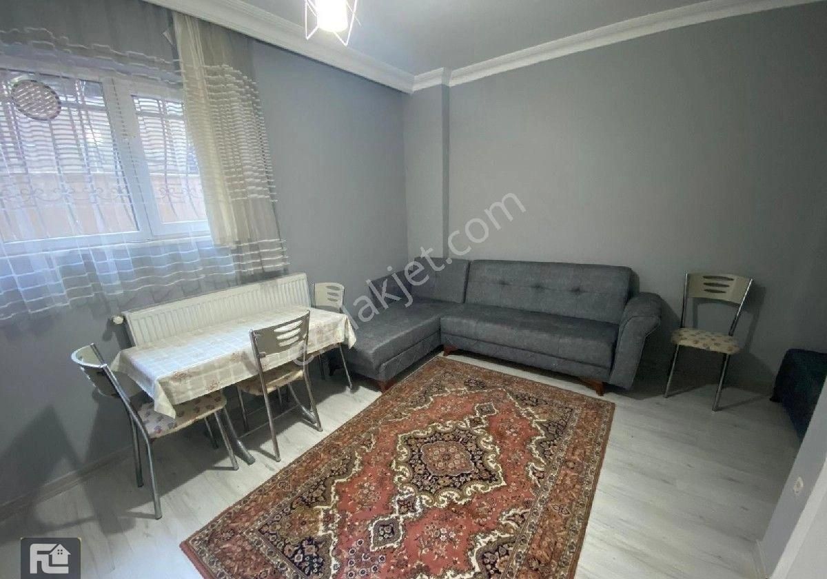 F-l Emlaktan Ünalan Metroya 5 Dk 2+1 Bahçe Kat