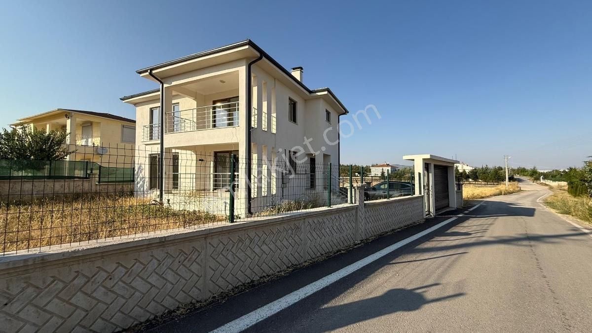 Kahramankazan Fatih Mah. Satılık 4+1 Lüks Dubleks Villa