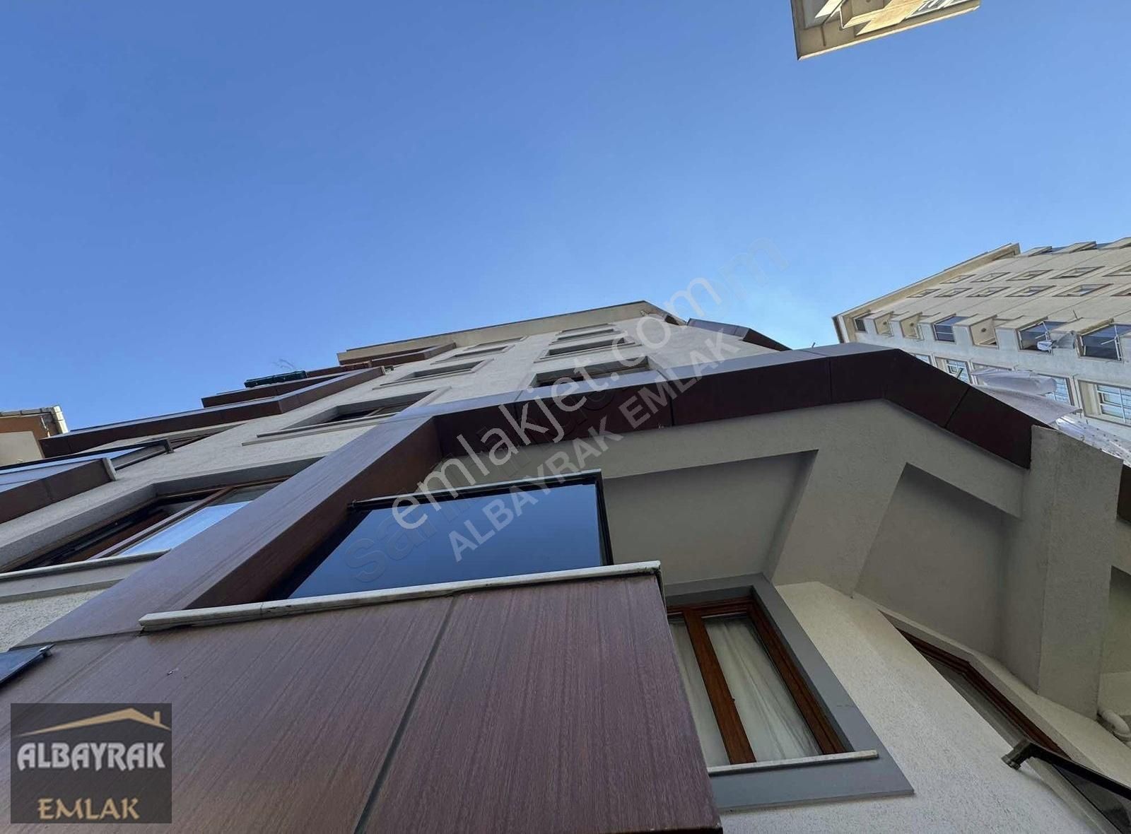 Albayrak'tan Ara Kat Ön Cephe İskanlı Daire Balkon Ve Ebeveyinli