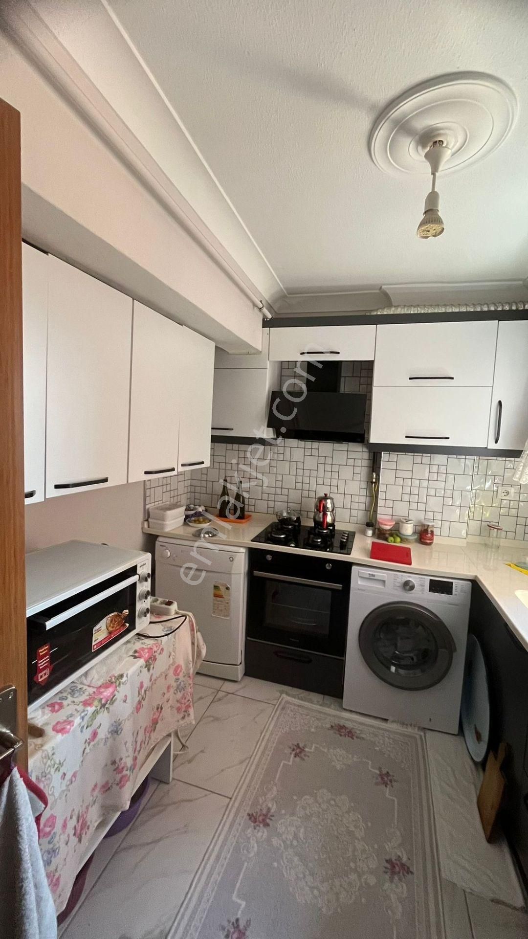 Aycan Gayrimenkulden 17 Eylül Mah Eşyalı Kiralık 1+1 Daire